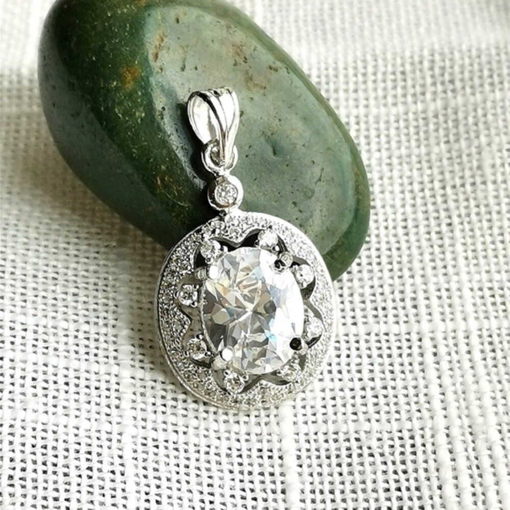 NWT Sterling Silver CZ pendant for necklace